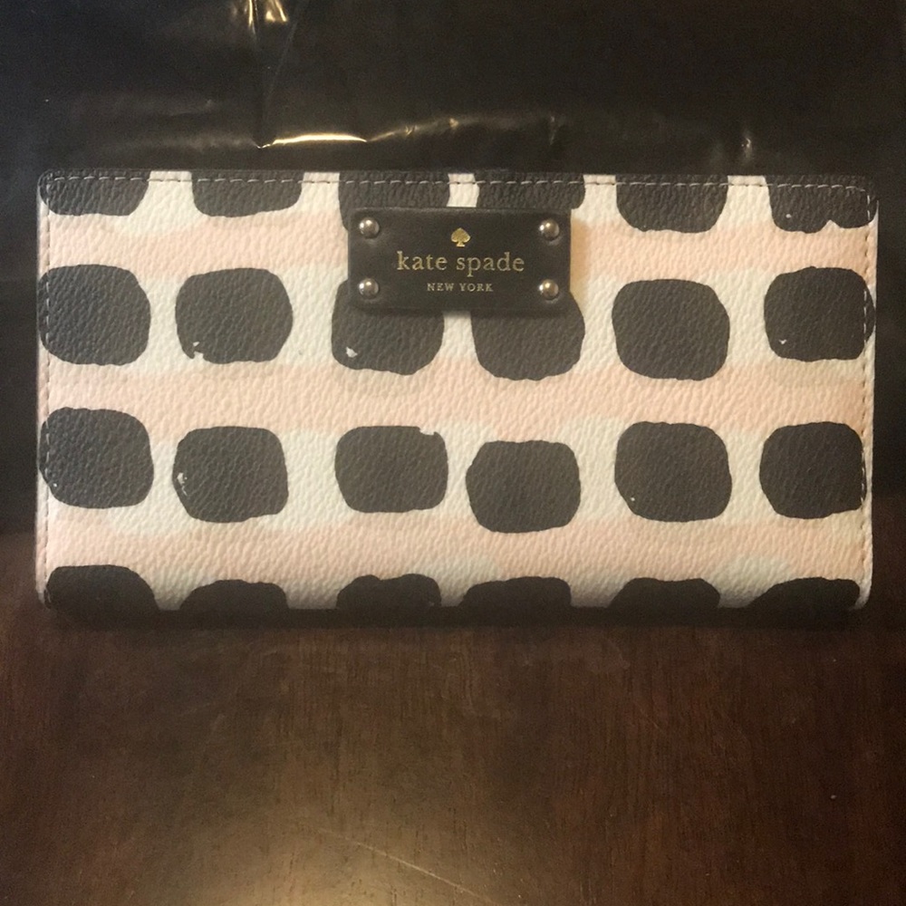Brand New Kate Spade Wallet